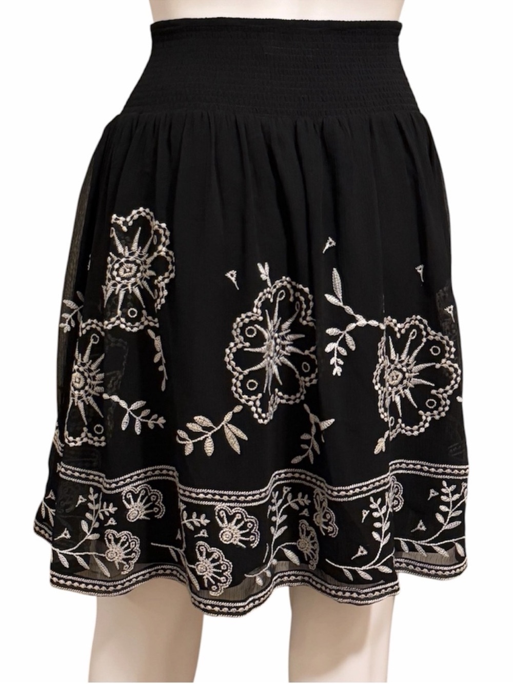 NWT WHBM Black Embroidered Floral Mini Skirt
